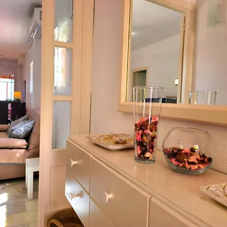 Fran Coastal Elegance Stylish With Sea Views, Large Terrace By Namaste Elite Torremolinos