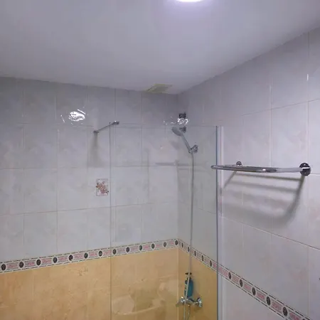 Fran Coastal Elegance Stylish With Sea Views, Large Terrace By Namaste Elite Apartment *