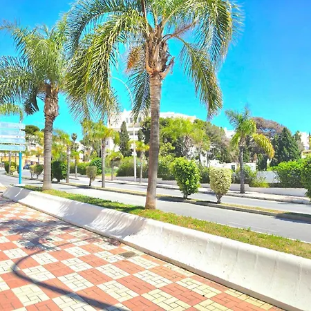 Apartment Fran Coastal Elegance Stylish With Sea Views, Large Terrace By Namaste Elite *