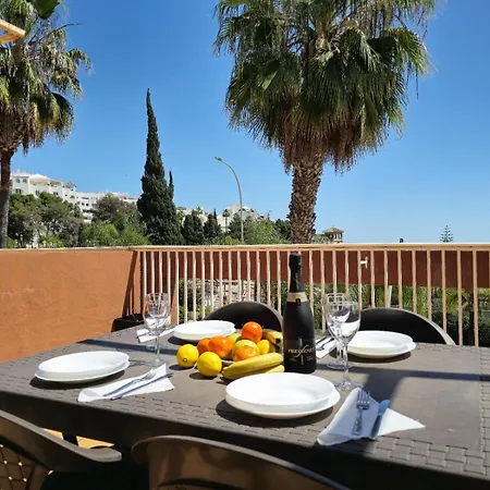 Fran Coastal Elegance Stylish With Sea Views, Large Terrace By Namaste Elite Torremolinos
